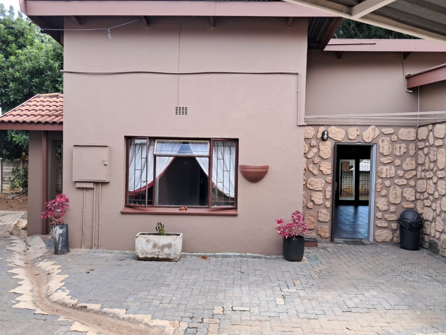 4 Bedroom Property for Sale in Bodorp North West